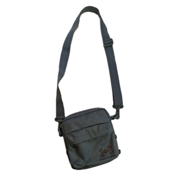 Under Armour Loudon Ripstop Crossbody Bag Pale Green Grey Small Shoulder Purse - Picture 1 of 8